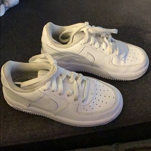 Boys Nike tennis shoes